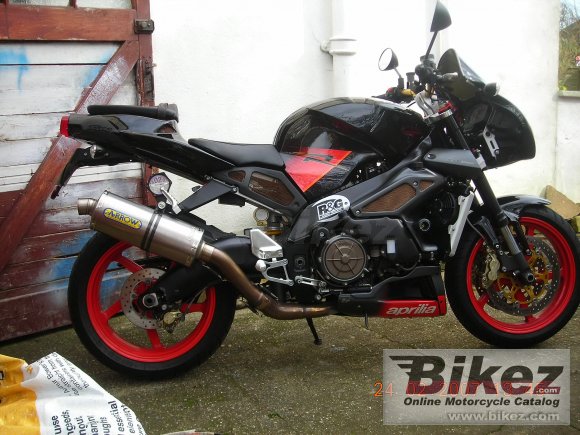2004 Aprilia Tuono 1000 R photo